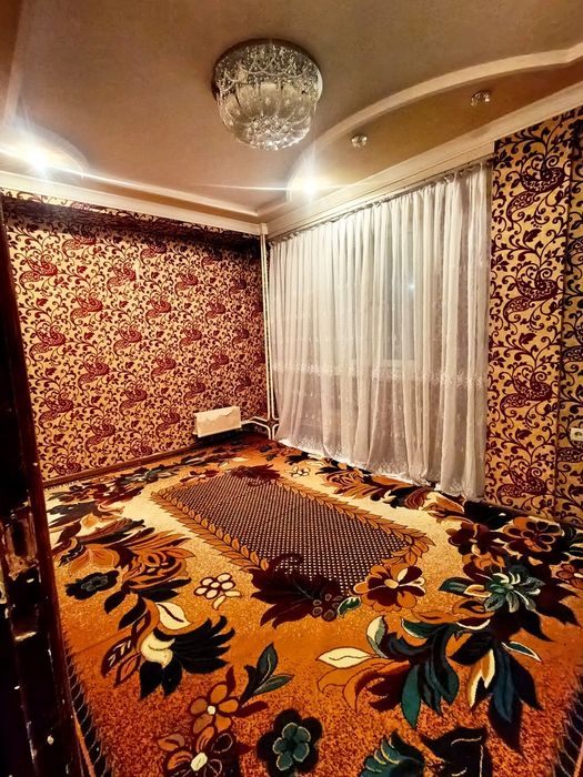 Коратош Чорсу Караташ Qoratosh.2-Этаж.3-4 хона.80м² .