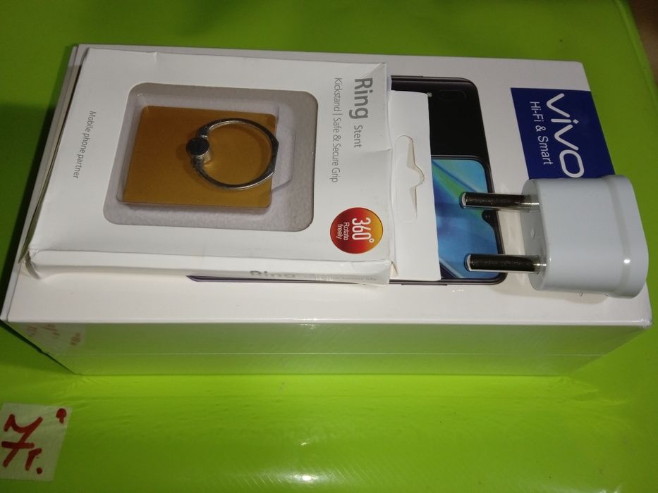 Нов заводски запечатан смартфон