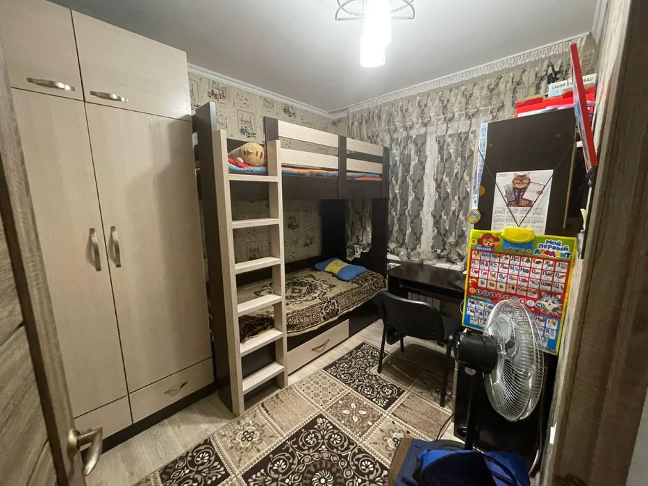 Продам двухъярусный кровать