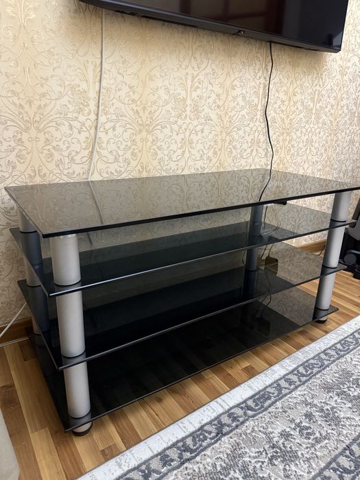 Журнальный столик (под телевизор)