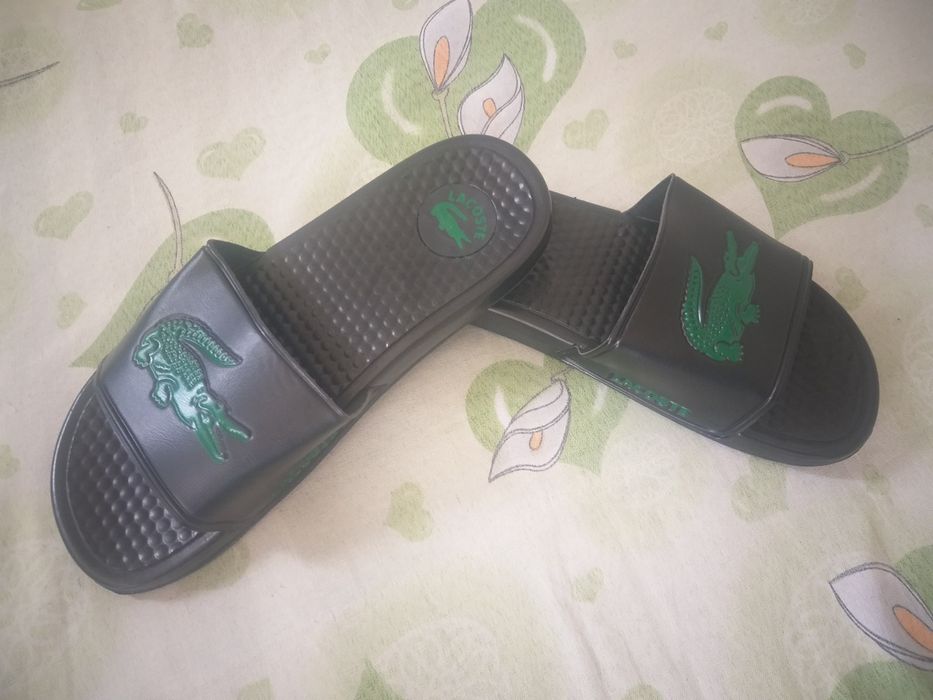 Vand papuci la coste, marimi 37,38,39,40,pret 50 lei