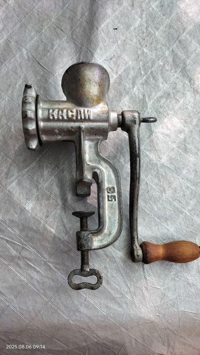 Месаробка сотилади СССР