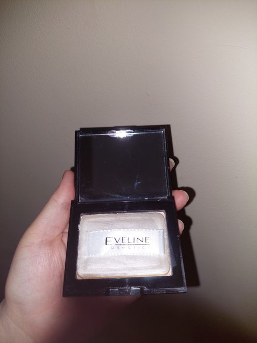 Пудра НОВАЯ Eveline