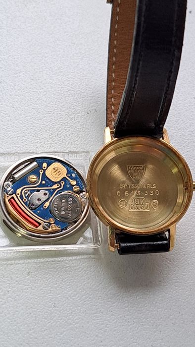 Ceas de Aur 18 K Tissot Seastar de damă