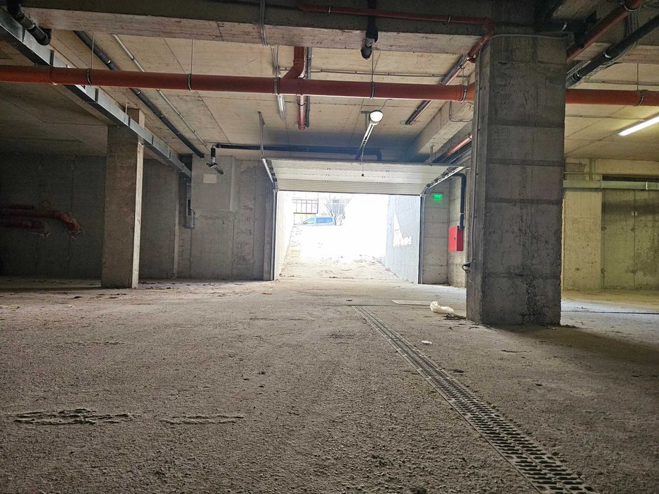 Дава се под наем Гараж / Паркомясто в Варна, Левски - 15 кв.м за 69.36 € - Снимка #2