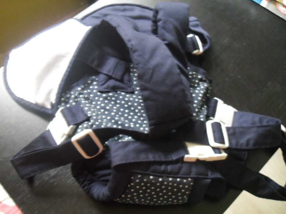 Кенгуру / ергономична раничка - Maxi Gogo; Мей Тай слинг, Ергобейби,