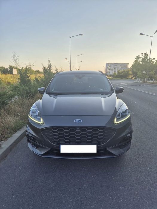 Ford Kuga Ford Kuga ST-Line X | 190 CP | Automată | Matrix LED | 123.000 km |