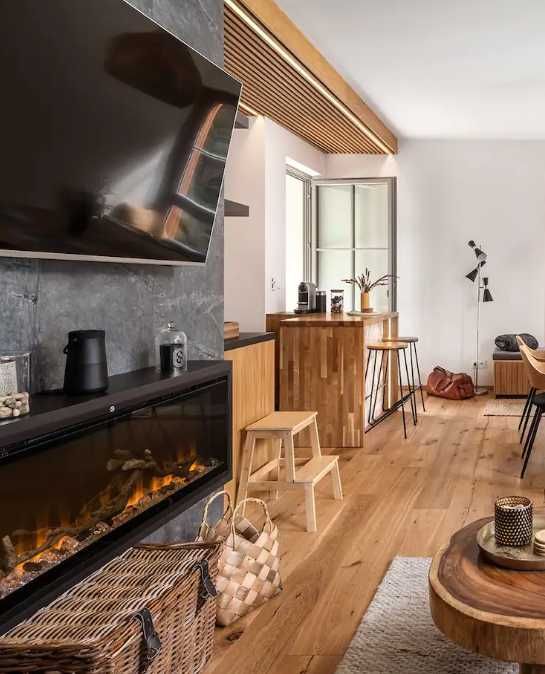 Дава се под наем Тристаен апартамент в Пловдив, Младежки Хълм - 95 кв.м за 325 € - Снимка #1