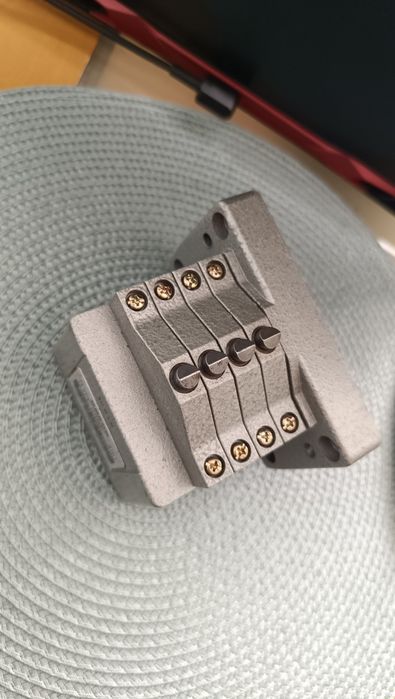 Краен изключвател  OMRON D4MB- 441G