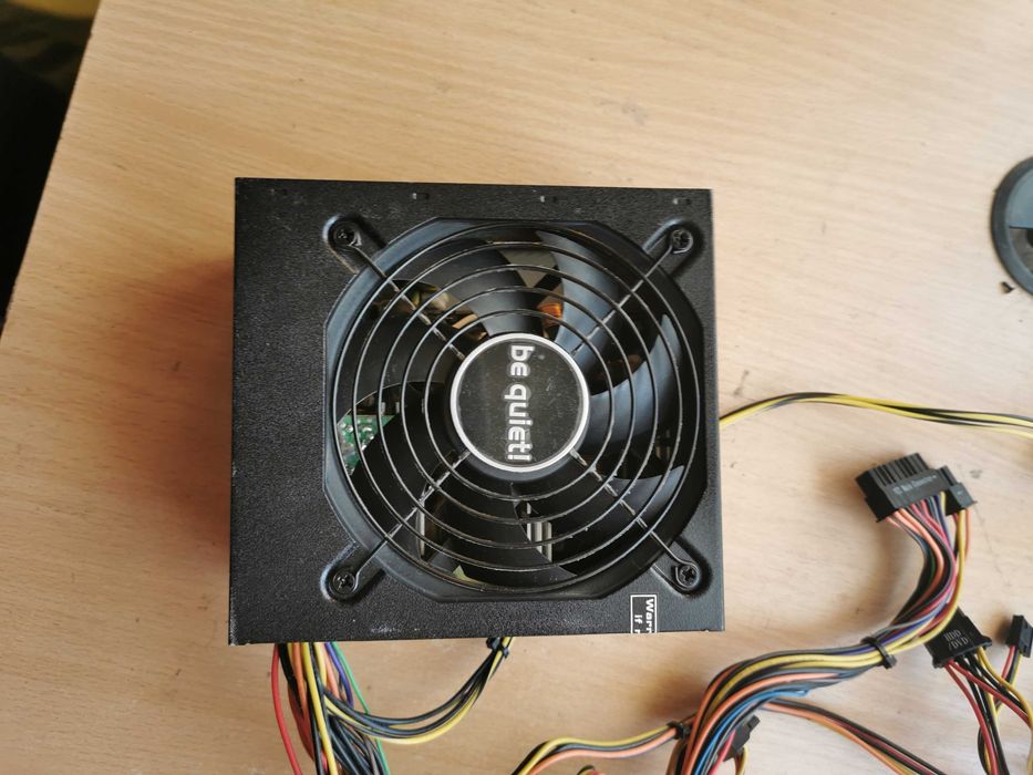 Carcasa ATX + Sursa Bequit 300 W reali