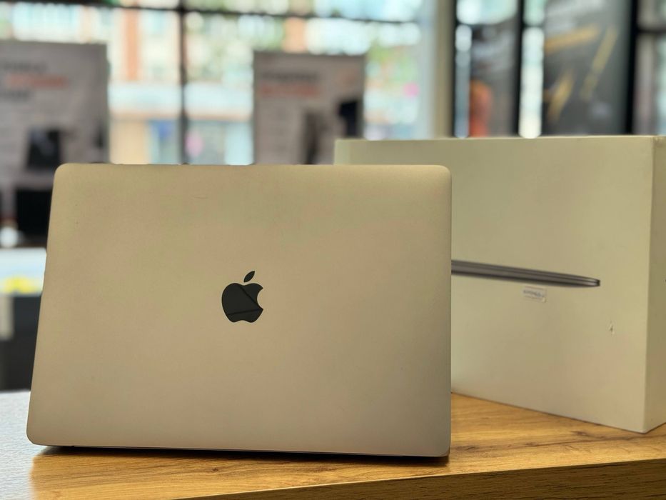 MacBook Air M1 2020