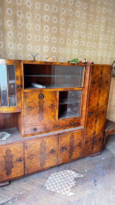 Старинни мебели скрин и гардероб в арт деко стил 1940г