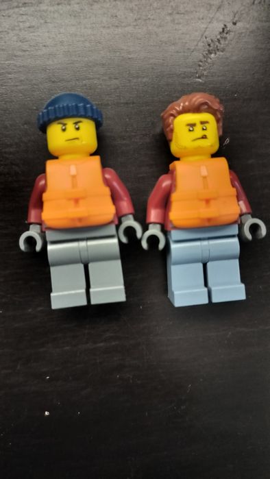 Обмен фигурок Lego