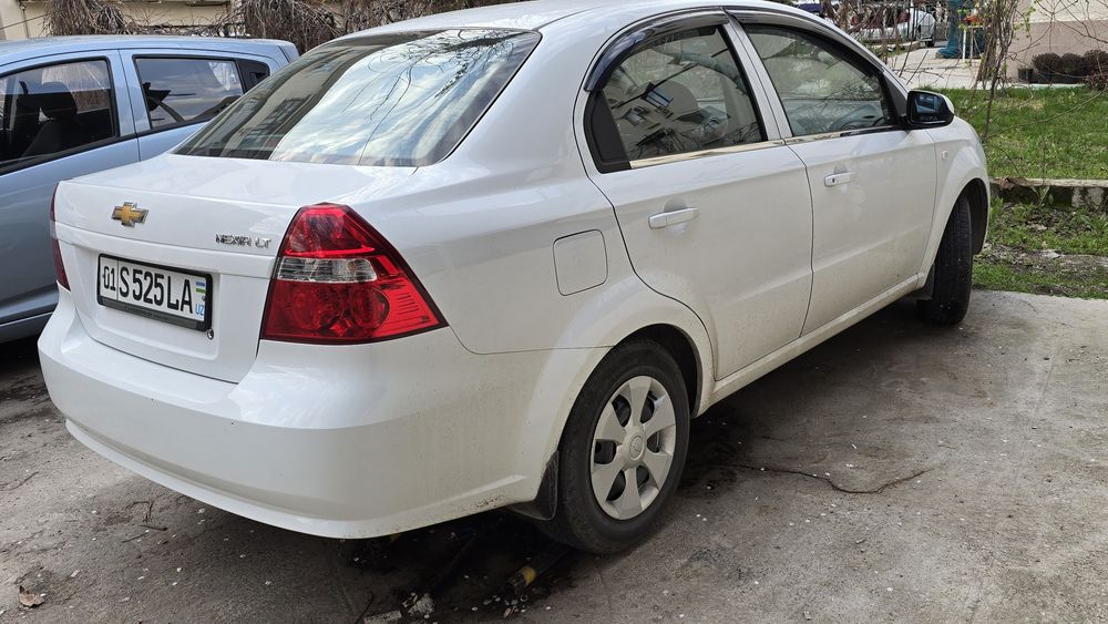 Nexia 3 в Идеальном состоянии не битая одни руки