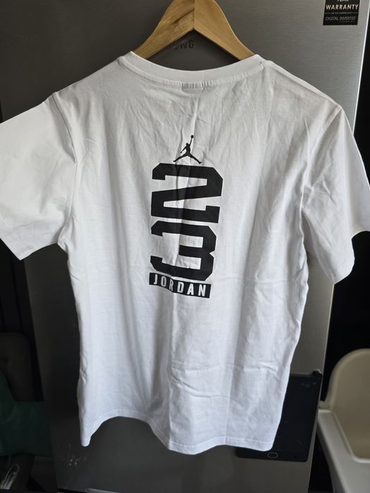 Tricou Jordan marimea L de dama