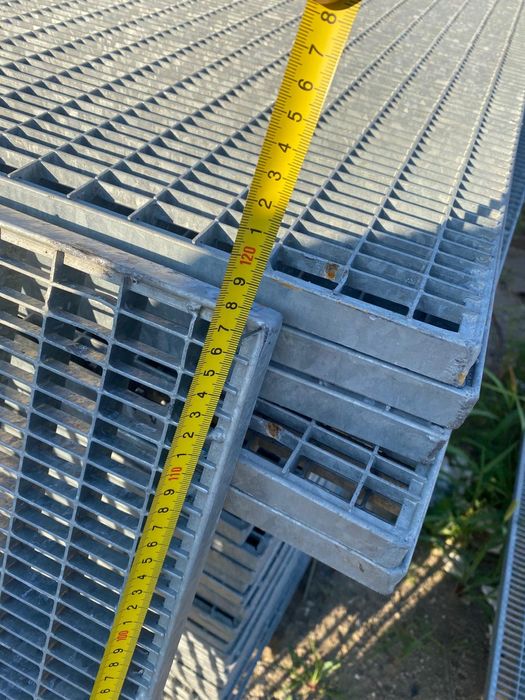 Grătare zincate pentru podețe