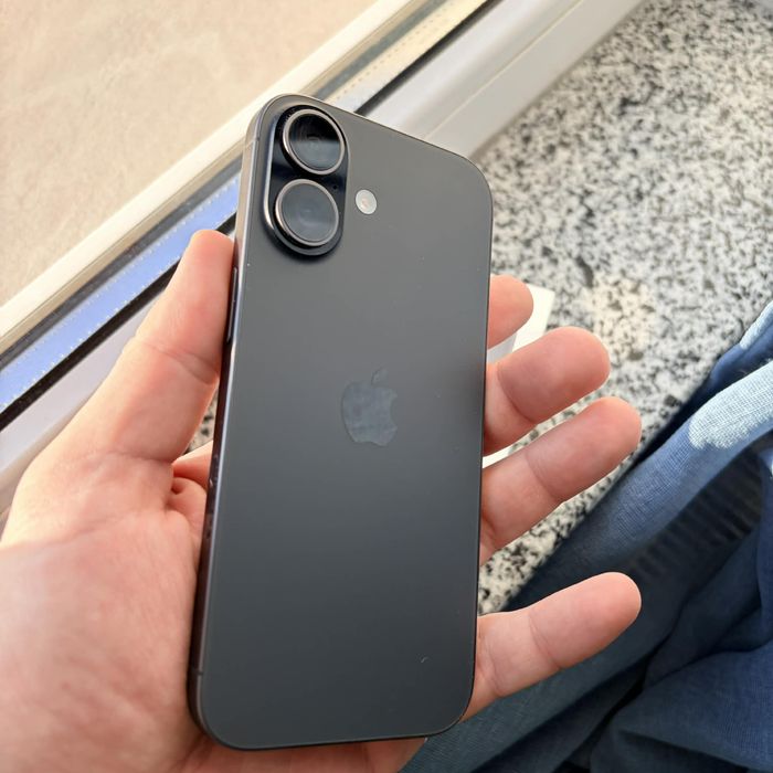 Vand iphone 17 , 256gb impecabil