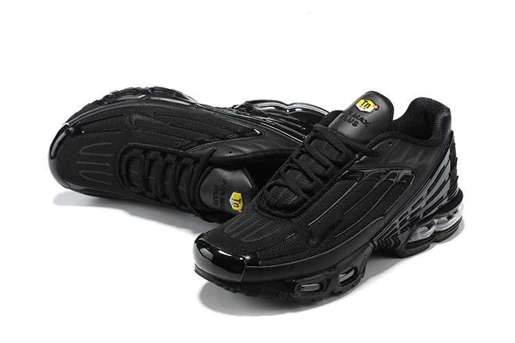 Нови мъжки маратонки Nike Air Max Plus 3 размери 43