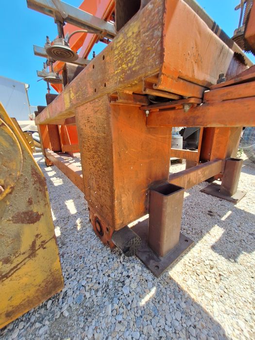 Вакуумен подавател за листов материал