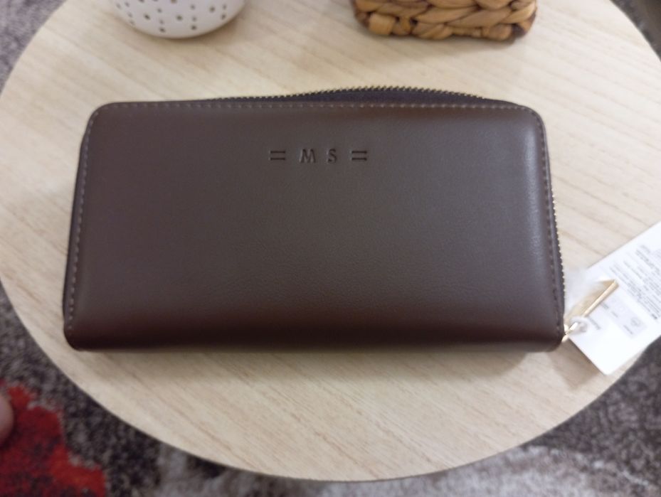 Дамско портмоне Ново с етикет