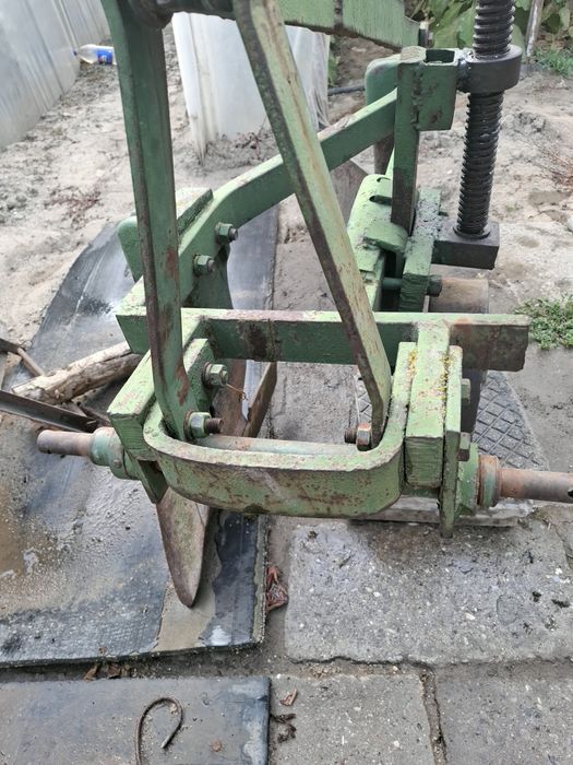 Плуг за трактор  2×30