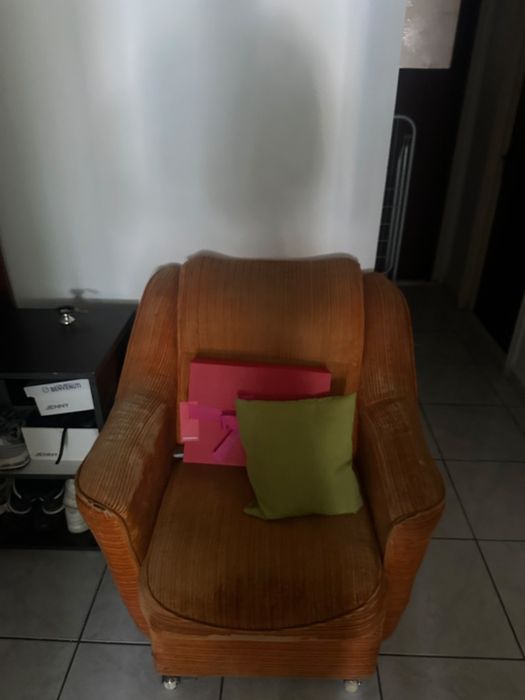 Donez fotoliu  urgent