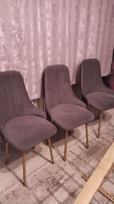 Стулья 8 шт за 60000