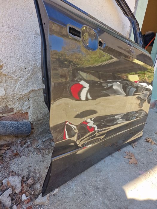 Ford KUGA 2016 предна дясна врата