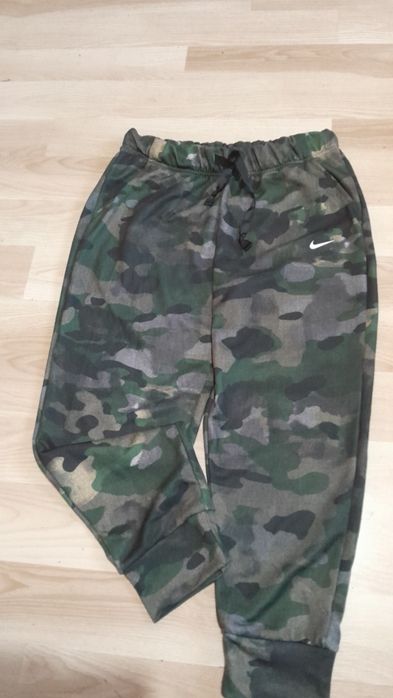 Долнище на анцуг Nike, S,оригинал