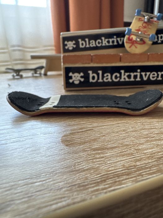 Placa fingerboard din lemn