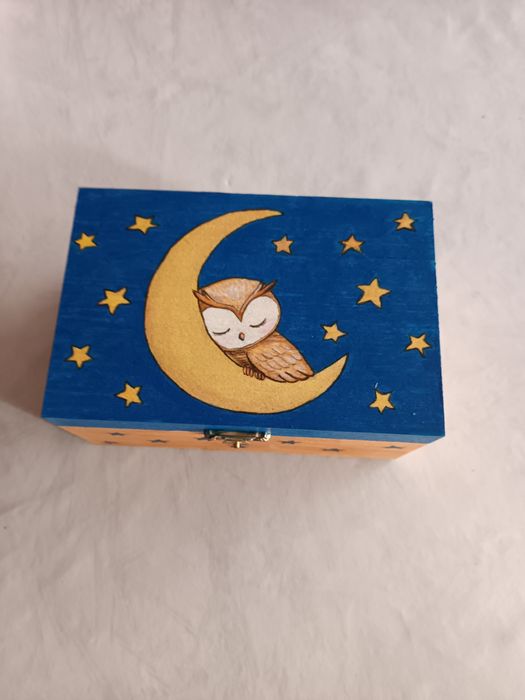 Ръчно рисувана кутия за бижута