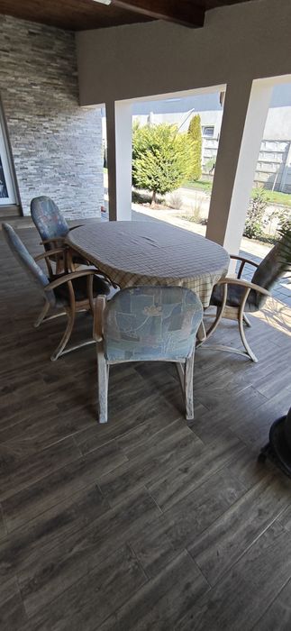 Set mobilier terasa lemn masiv.
