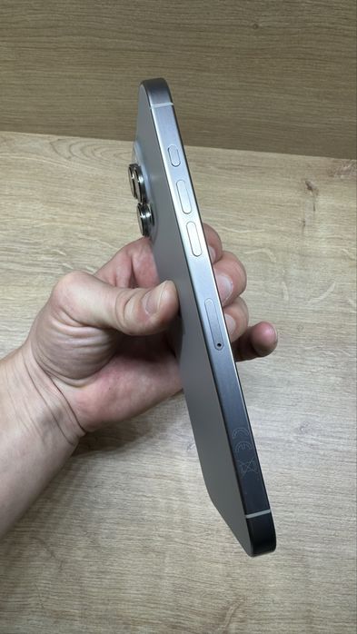 iPhone 16 PRO MAX 256Gb natural titanium