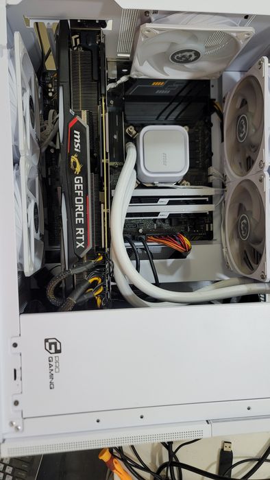 I5 13600k ram b660 32 Gb nvme 1 Tb Rtx 2080ti 11 gb