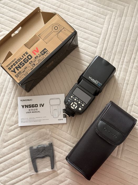 Фотовспышка Speedlight YN 560 IV