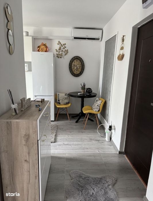 Apartament cu 2 camere de închiriat în zona Micro 19