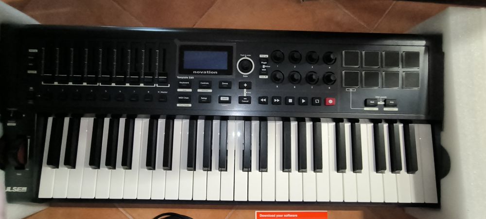 Clape Midi Novation Impulse 49