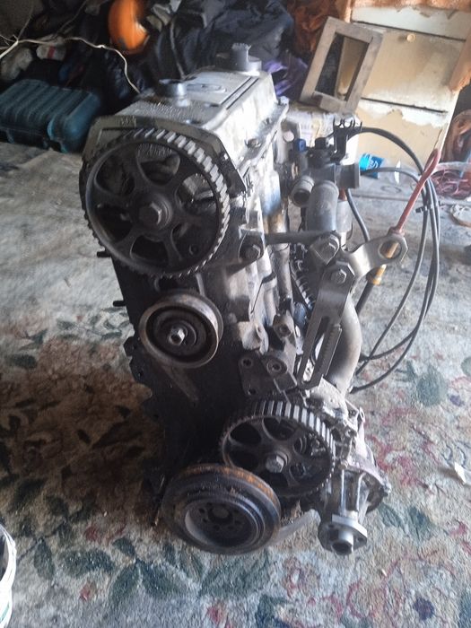Продам мотор 2.Е