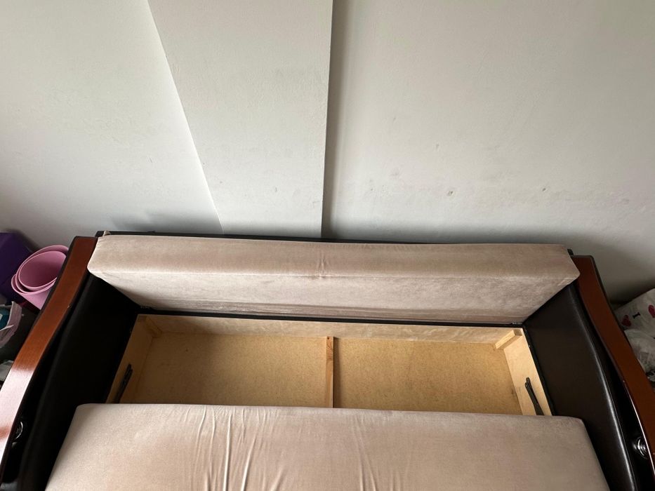 Продаю диван с креслами Б/У