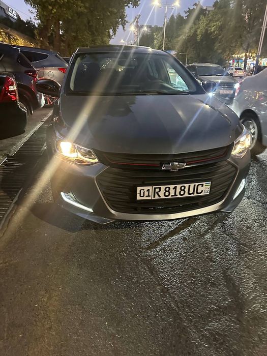 Chevrolet Onix Redline