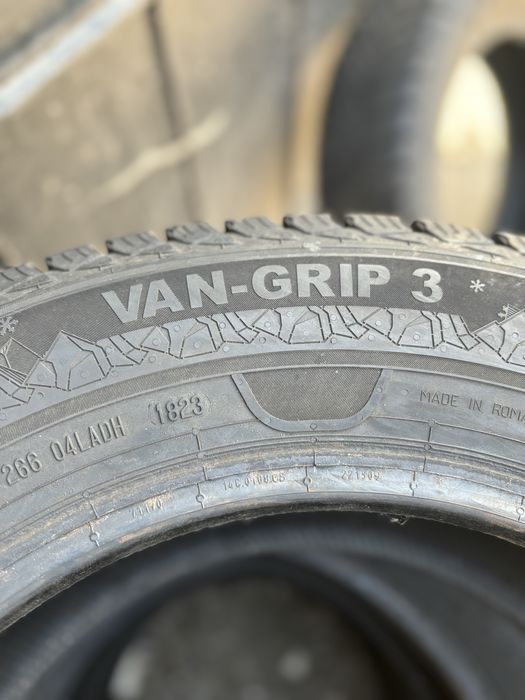 215/65/16 за бус Semperit 2023