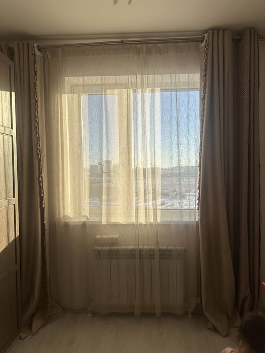 Продам шторы с тюлями и гардинами