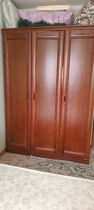 Спальный гарнитур