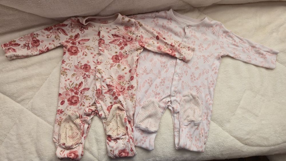 Дрешки момиче 9-12 месеца