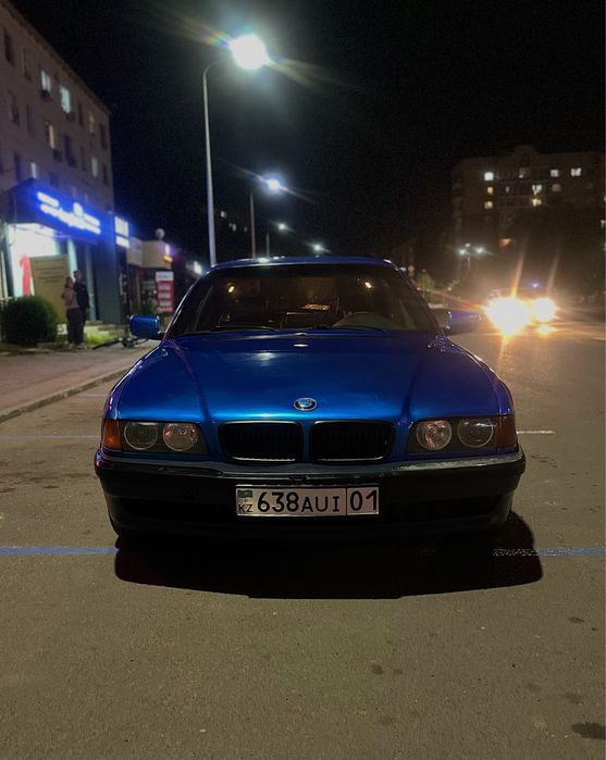 Продам Bmw e38, 1997