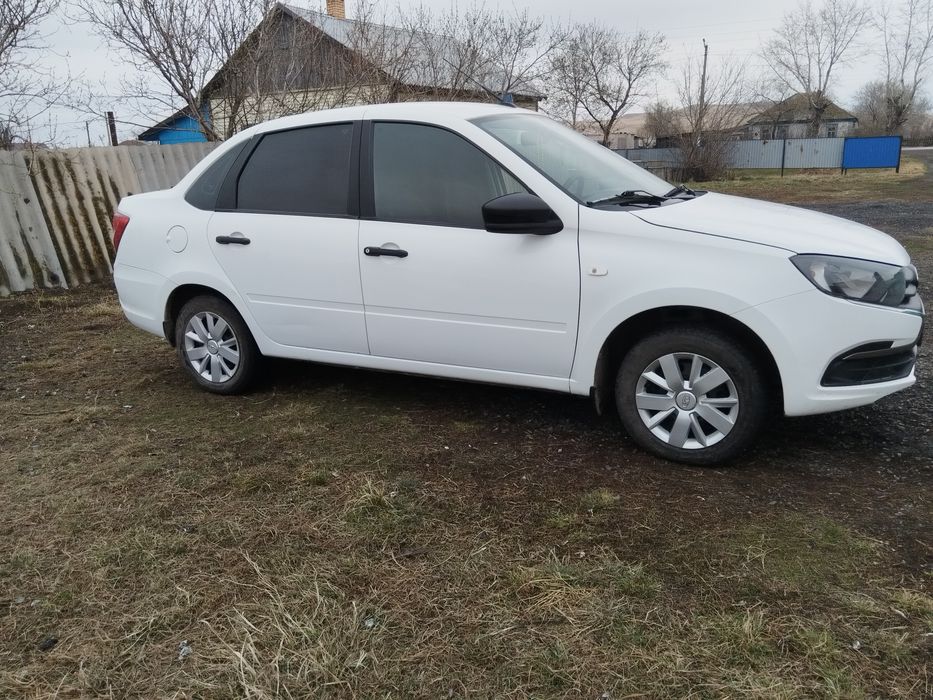 Продам гранта фл на холу торг имеется