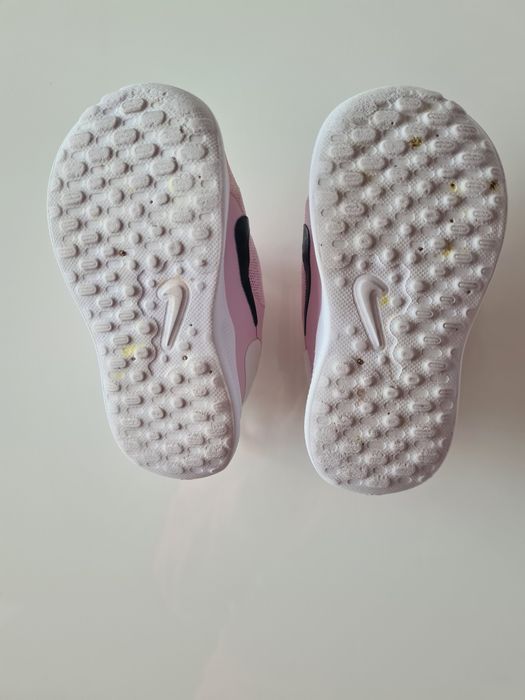 Детски маратонки Nike Revolution 7