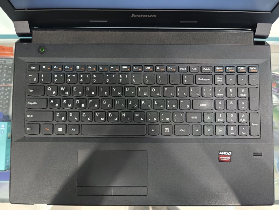 Lenova Core i3 4005u