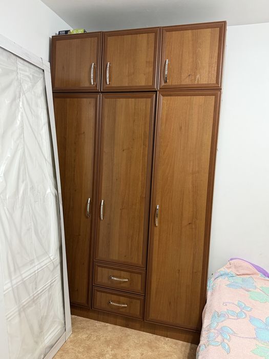 Продам спальный гарнитур