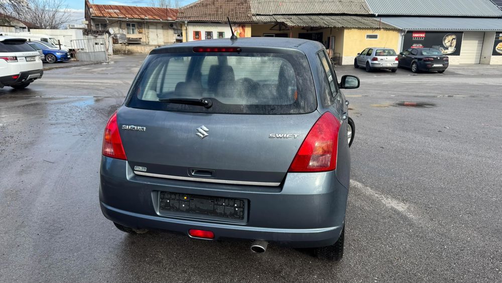 Продавам Suzuki Swift 1.3 бензин